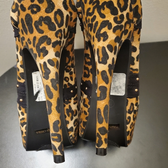 Leopard Booties - Picture 5 of 5